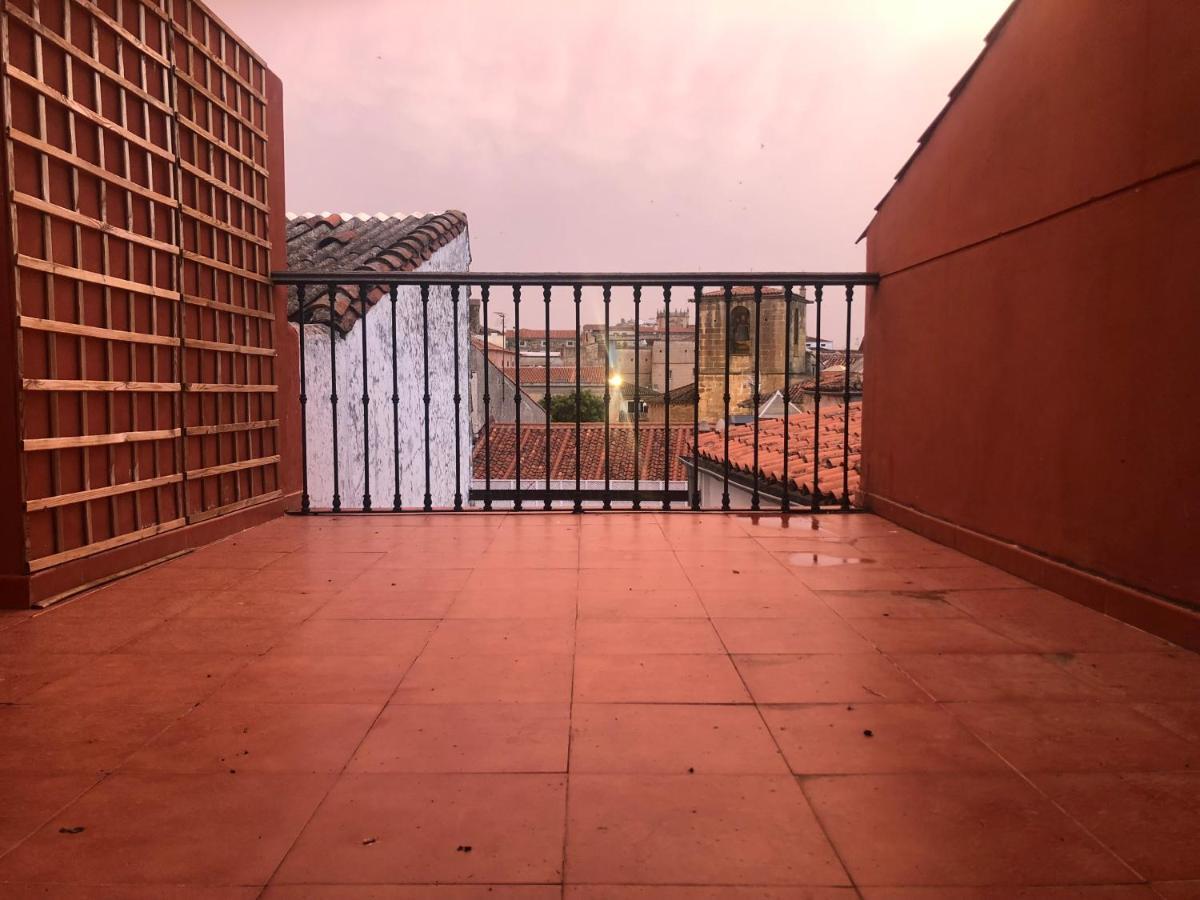 Atico Duplex Zona Monumental Daire Caces Dış mekan fotoğraf